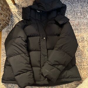 lululemon athletica wunder Black Puffer Jacket